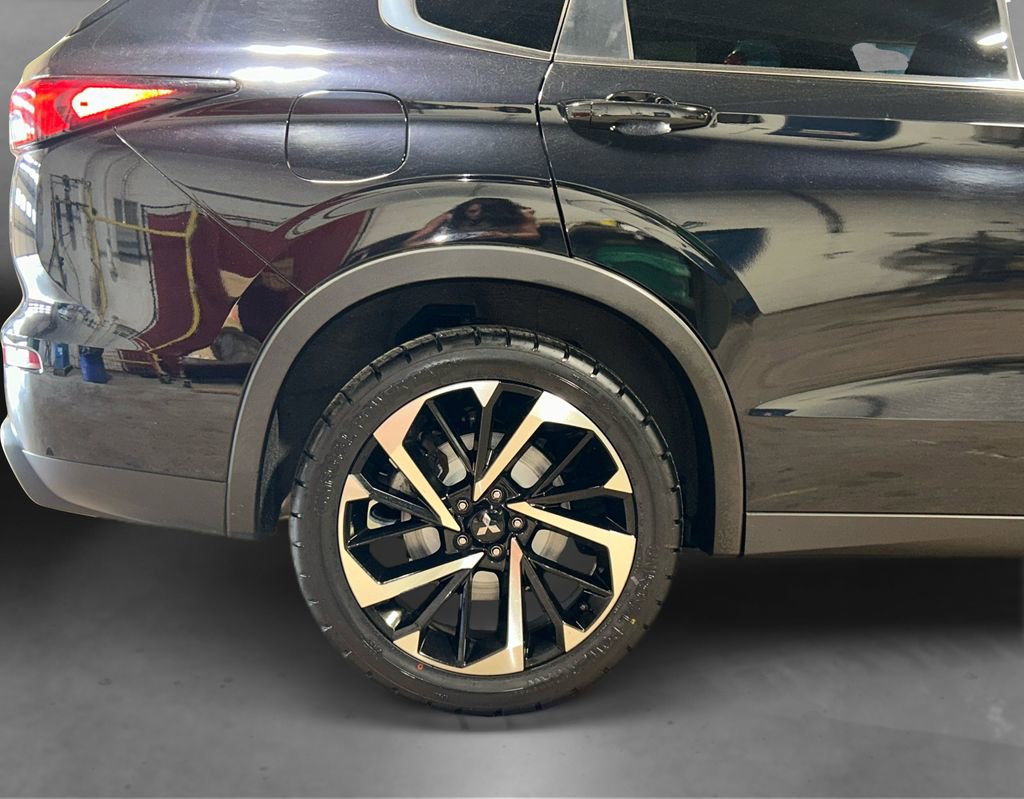 Used 2022 Mitsubishi Outlander ES AWD/4WD image 17