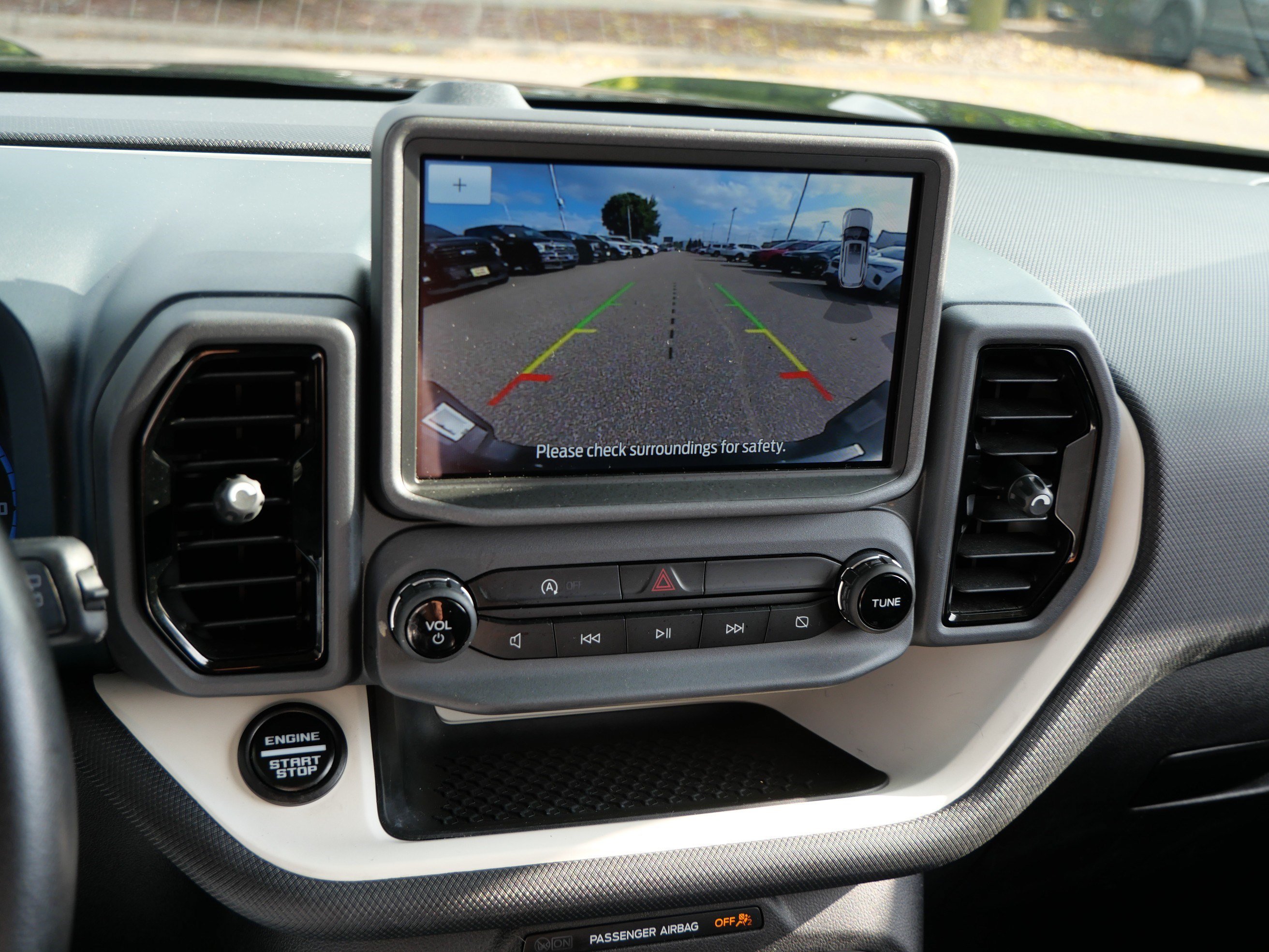 Certified 2023 Ford Bronco Sport Heritage w/ Heritage Convenience Package AWD/4WD image 31