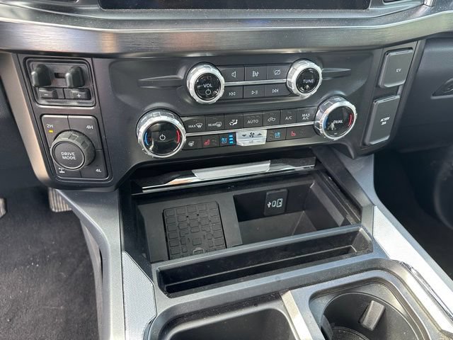 Certified 2024 Ford F250 Lariat w/ Lariat Ultimate Package AWD/4WD image 19