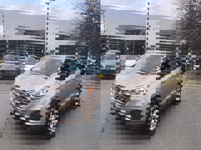 Certified 2020 Ford Edge SE
