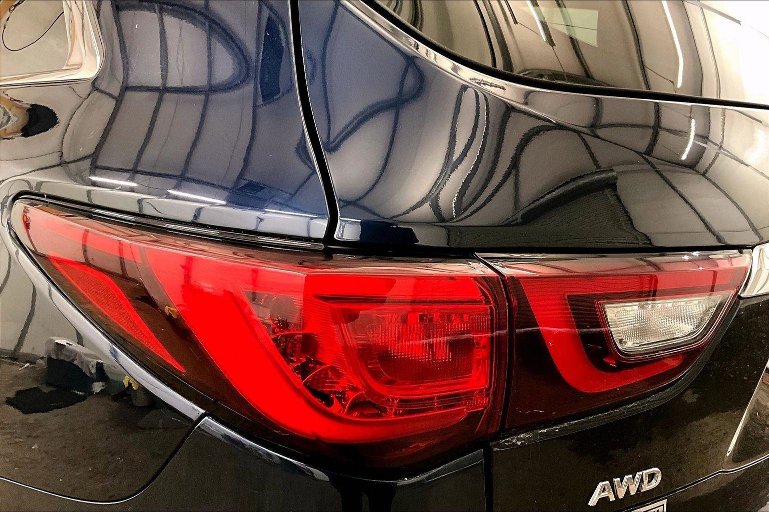 Used 2019 INFINITI QX60 Luxe w/ Essential Package image 29