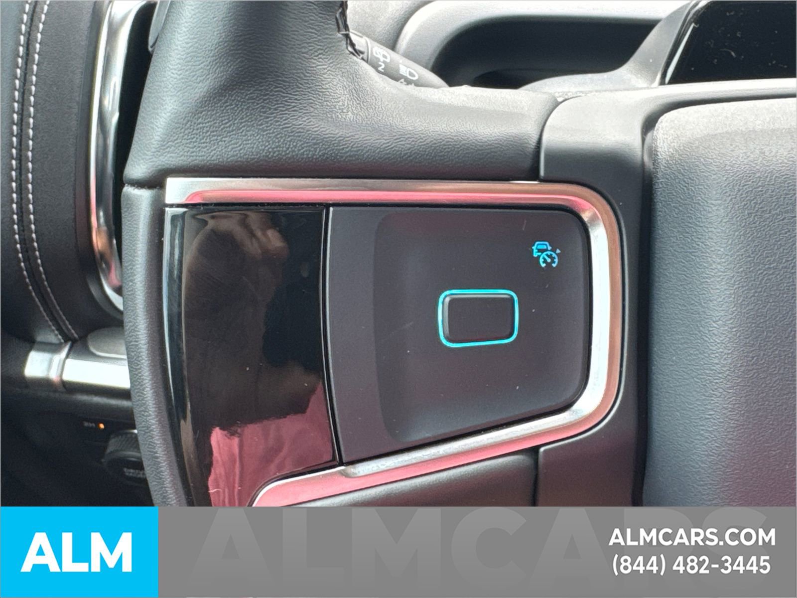 Certified 2025 Ford Expedition Platinum image 32