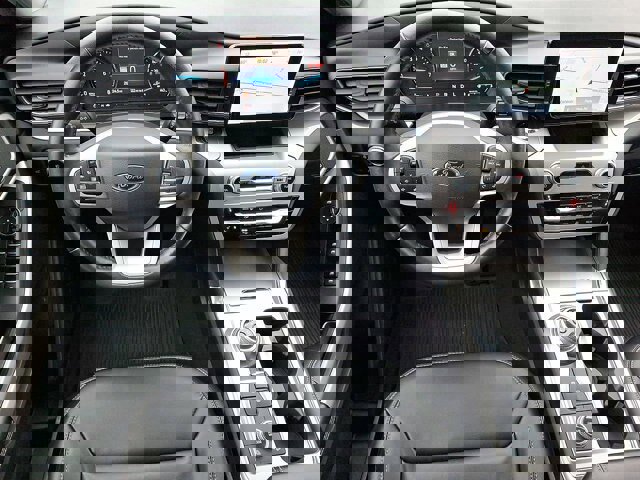 Certified 2022 Ford Explorer XLT w/ Equipment Group 202A image 23