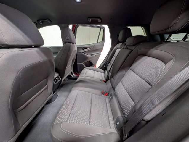 Used 2026 Chevrolet Equinox LT AWD/4WD image 13