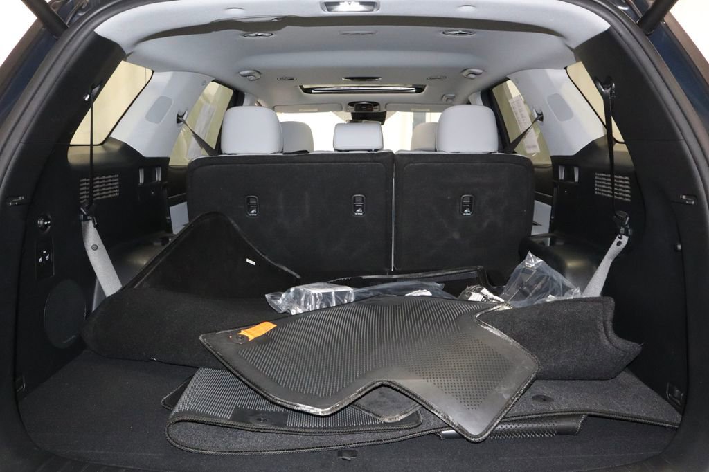 Used 2024 Hyundai Palisade SEL FWD image 18