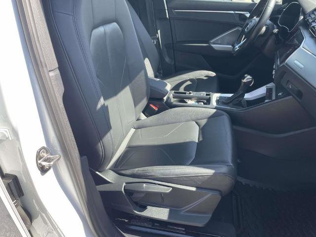 Used 2020 Audi Q3 2.0T Premium image 24