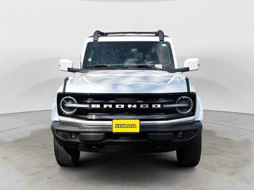 Certified 2025 Ford Bronco Outer Banks AWD/4WD image 2