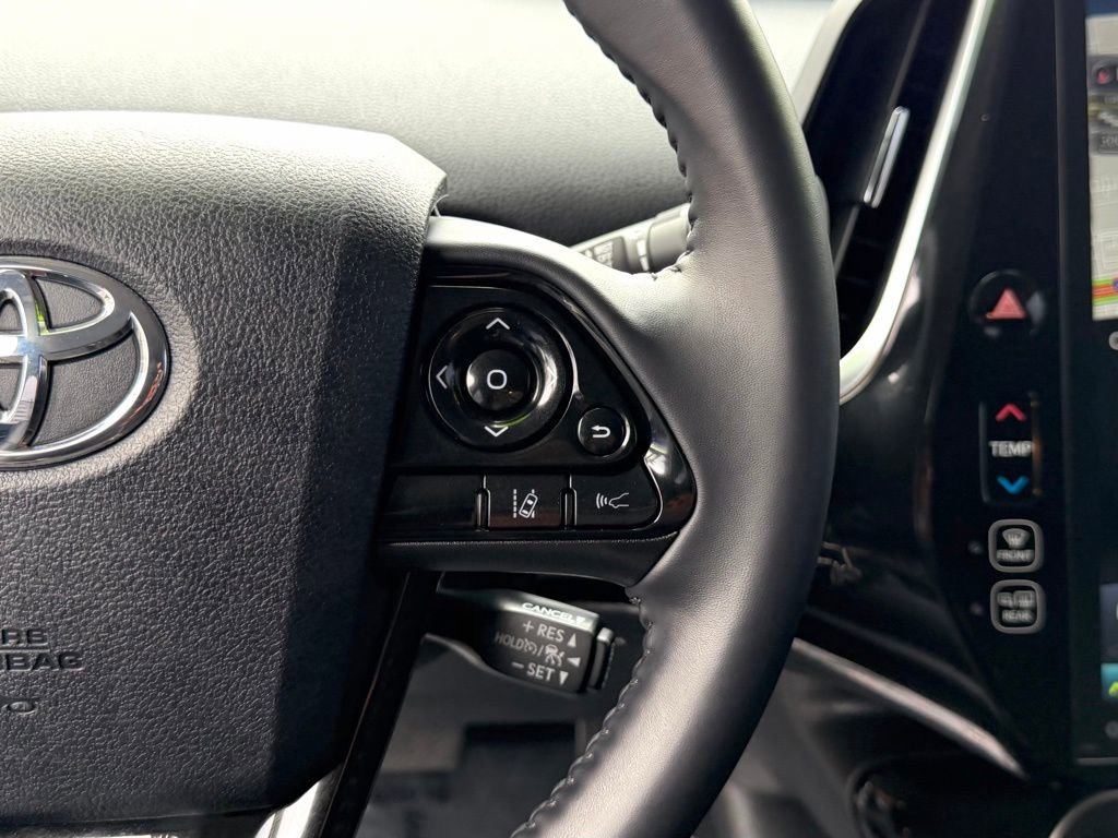 Used 2022 Toyota Prius Prime XLE image 23