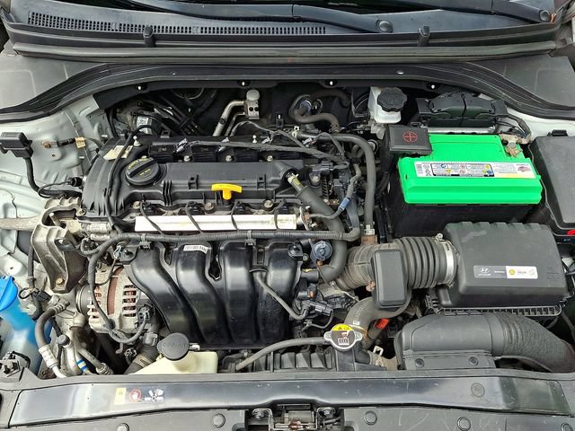 Used 2017 Hyundai Elantra SE w/ Cargo Package FWD image 29