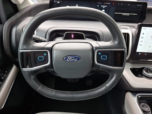 Certified 2025 Ford Expedition Active AWD/4WD image 23