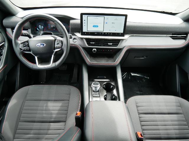 Certified 2025 Ford Explorer ST-Line AWD/4WD image 16