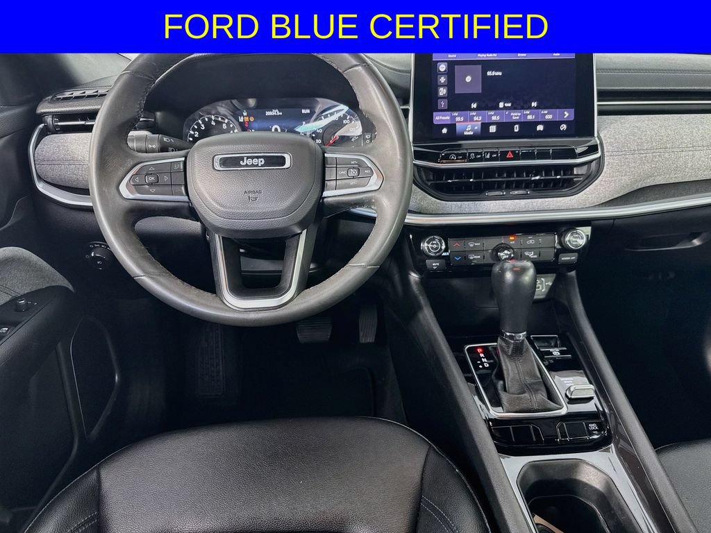Used 2024 Jeep Compass Latitude AWD/4WD image 23