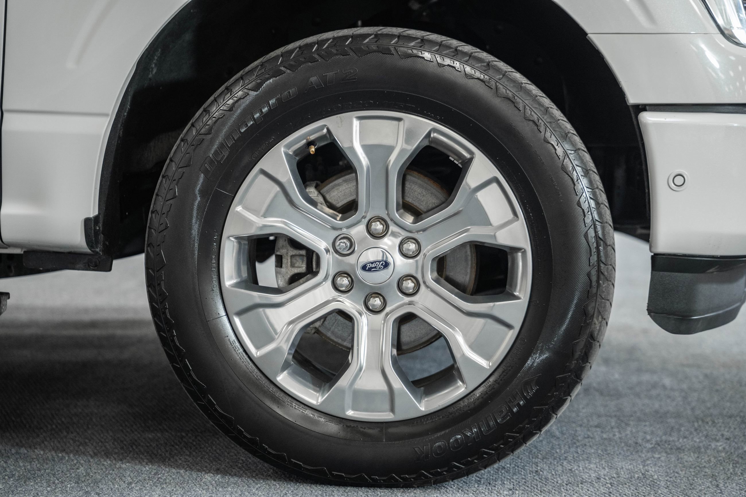 Certified 2023 Ford F150 Platinum w/ FX4 Off-Road Package image 21