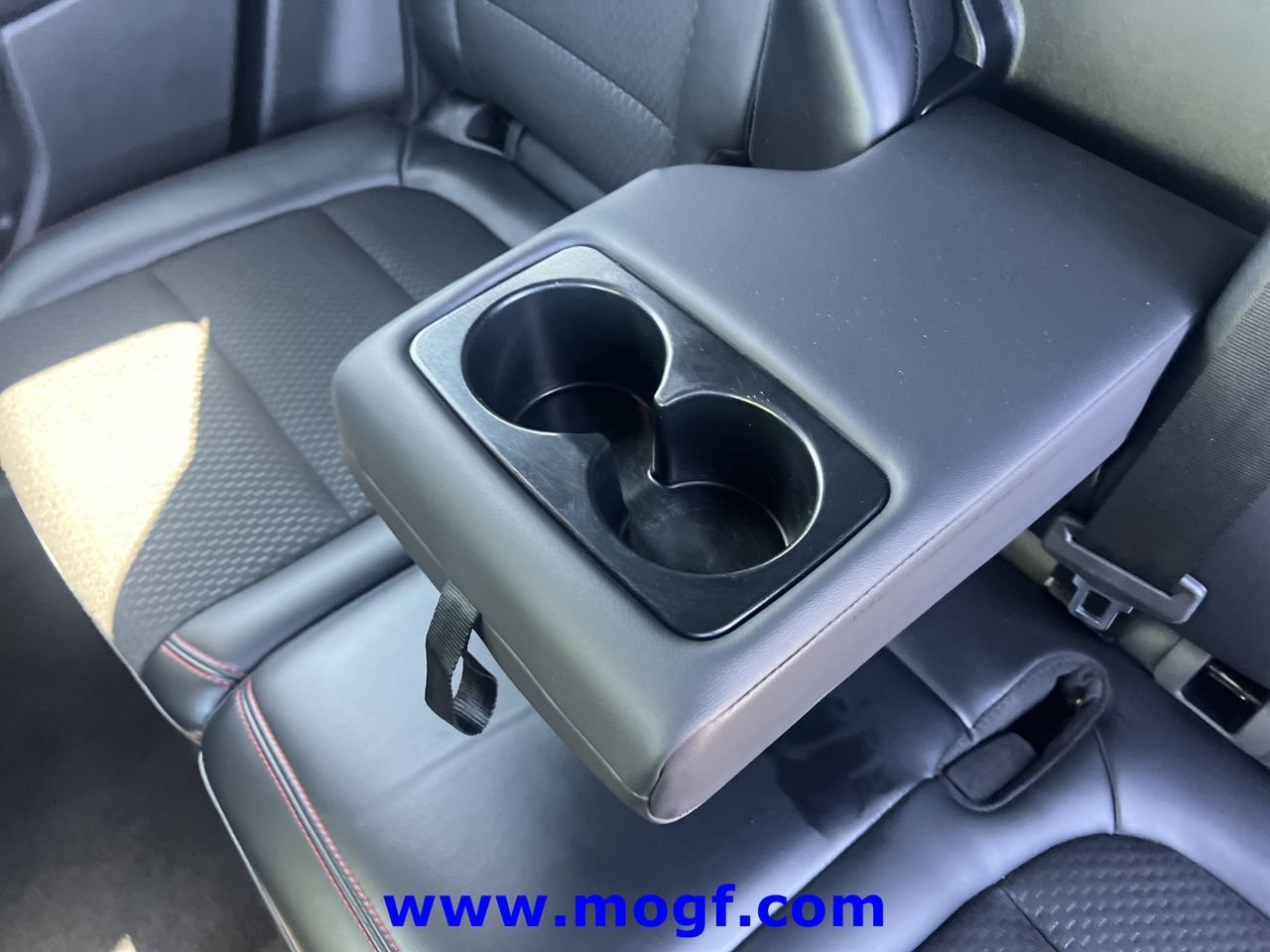 Certified 2025 Ford Escape ST-Line FWD image 22
