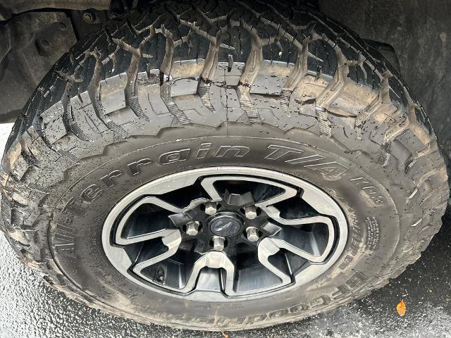 Used 2017 RAM 1500 Rebel w/ Luxury Group image 19