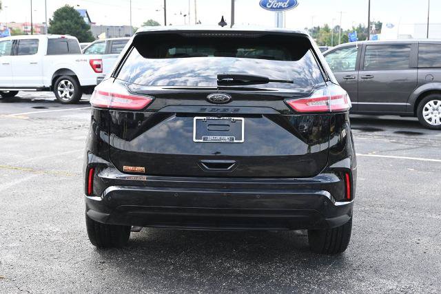 Certified 2023 Ford Edge SE w/ Black Appearance Package AWD/4WD image 10