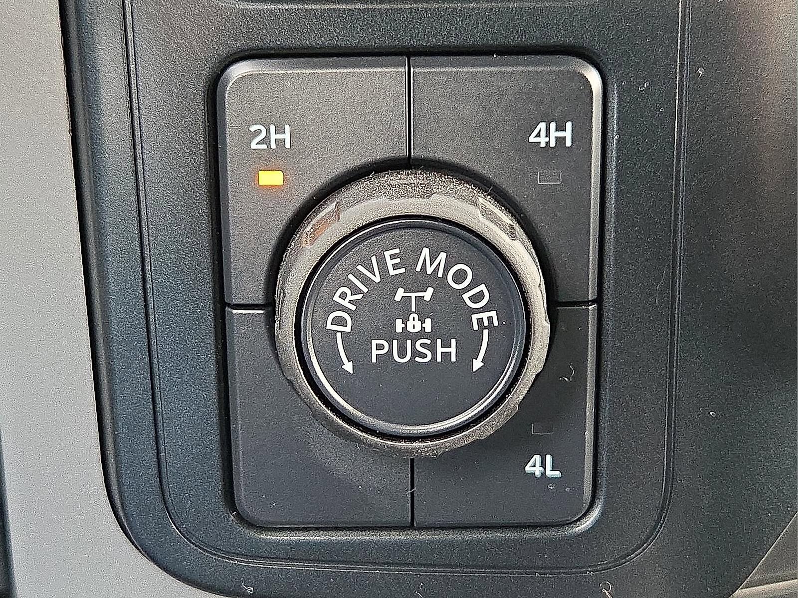 Certified 2024 Ford F150 XLT w/ Equipment Group 302A MID image 18