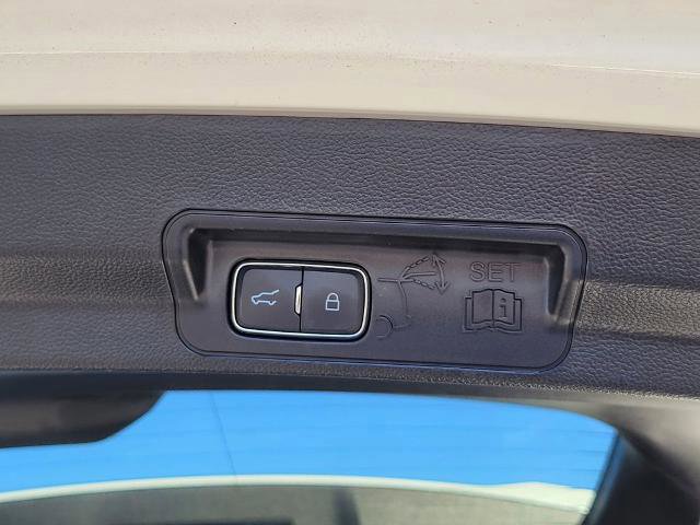 Certified 2023 Ford Explorer ST-Line w/ Class IV Trailer Tow Package image 13