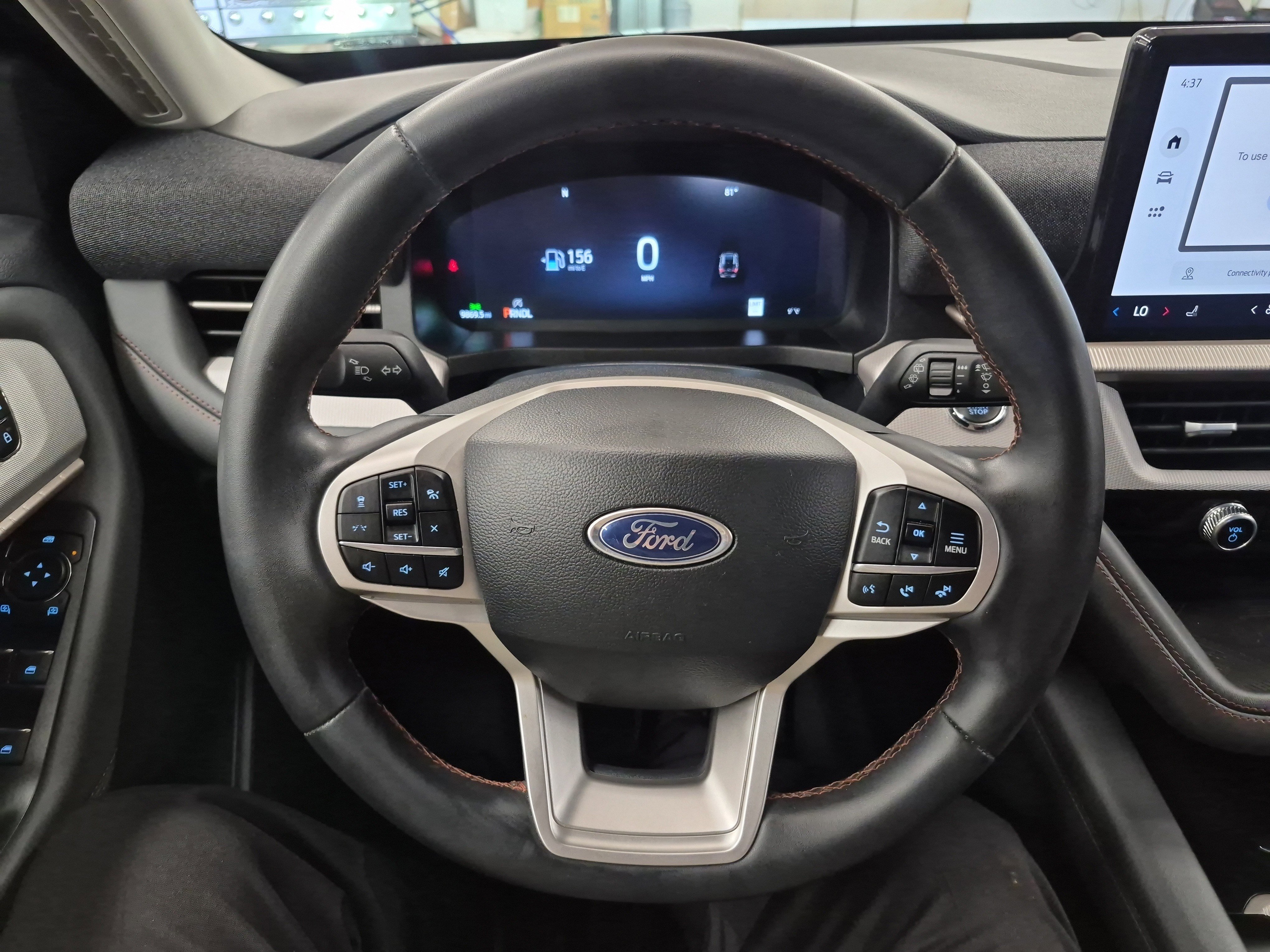 Certified 2025 Ford Explorer Active image 28