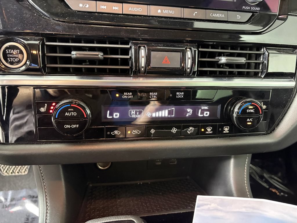 Used 2023 Nissan Pathfinder SV AWD/4WD image 20