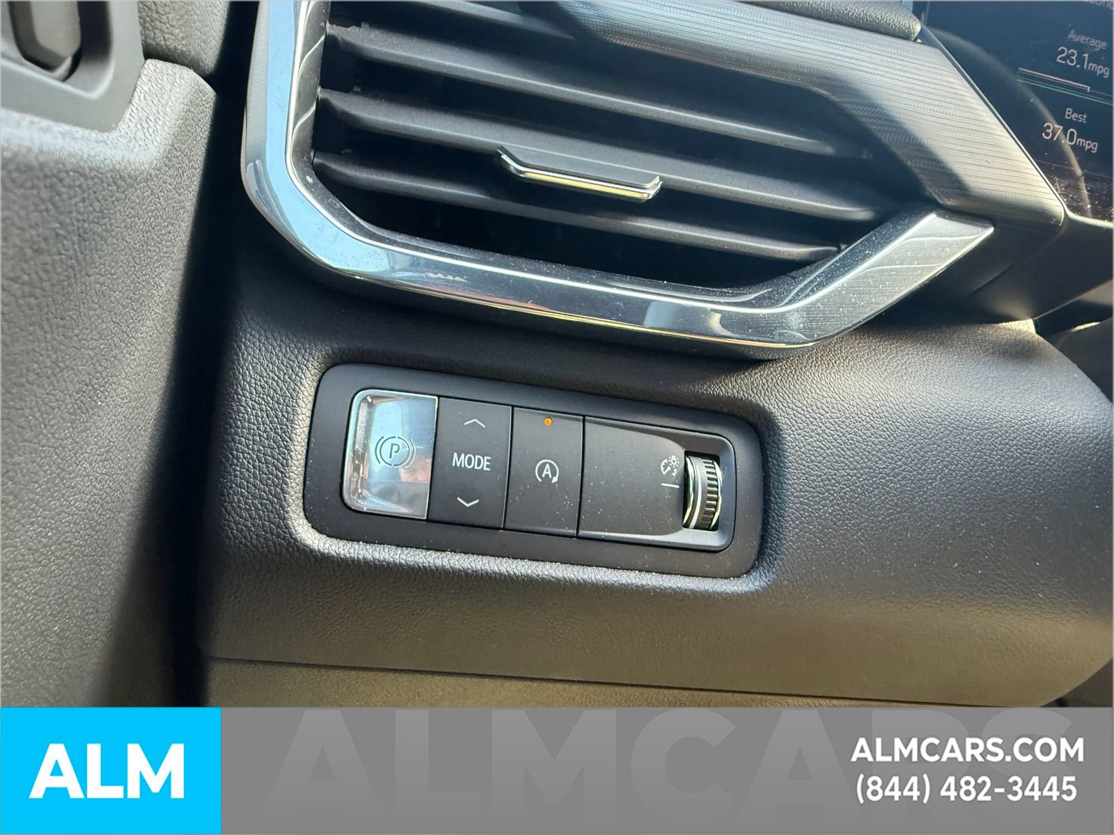 Used 2025 GMC Acadia Elevation w/ Elevation Premium Package FWD image 24