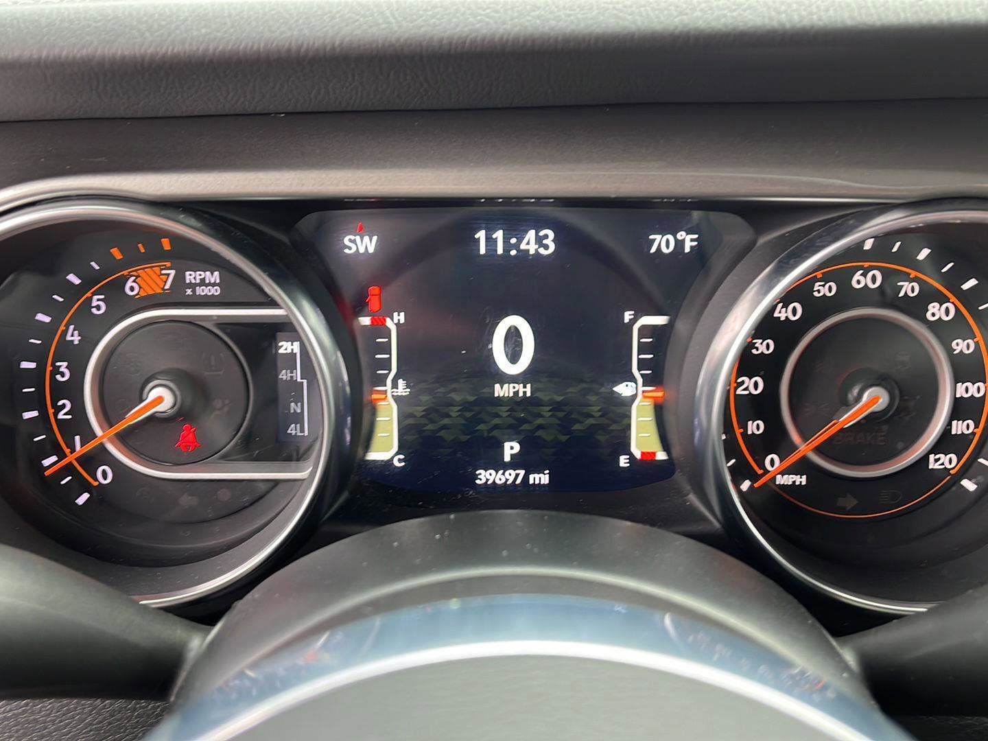 Used 2019 Jeep Wrangler Unlimited Sahara image 25