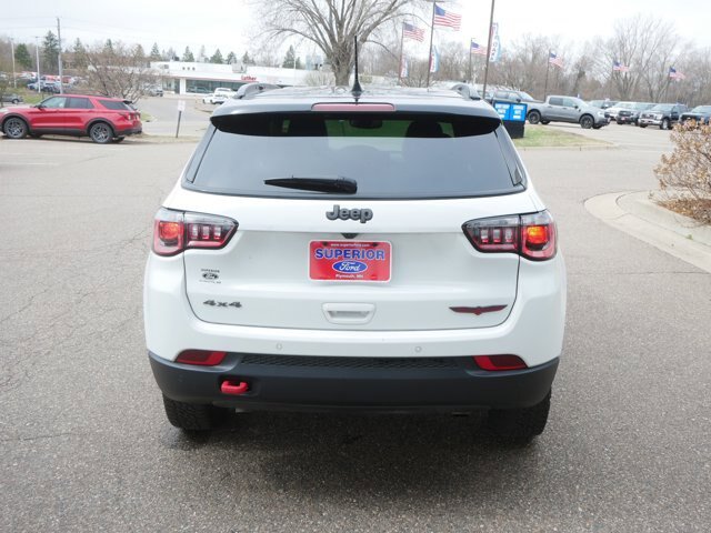 Used 2025 Jeep Compass Trailhawk AWD/4WD image 6