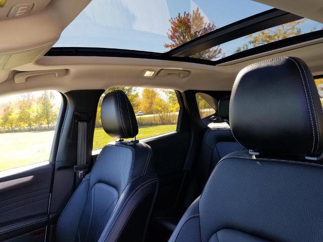 Certified 2025 Ford Escape Platinum w/ Premium Technology Package image 14