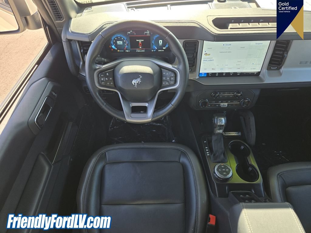 Certified 2025 Ford Bronco Outer Banks w/ Sasquatch Package AWD/4WD image 13