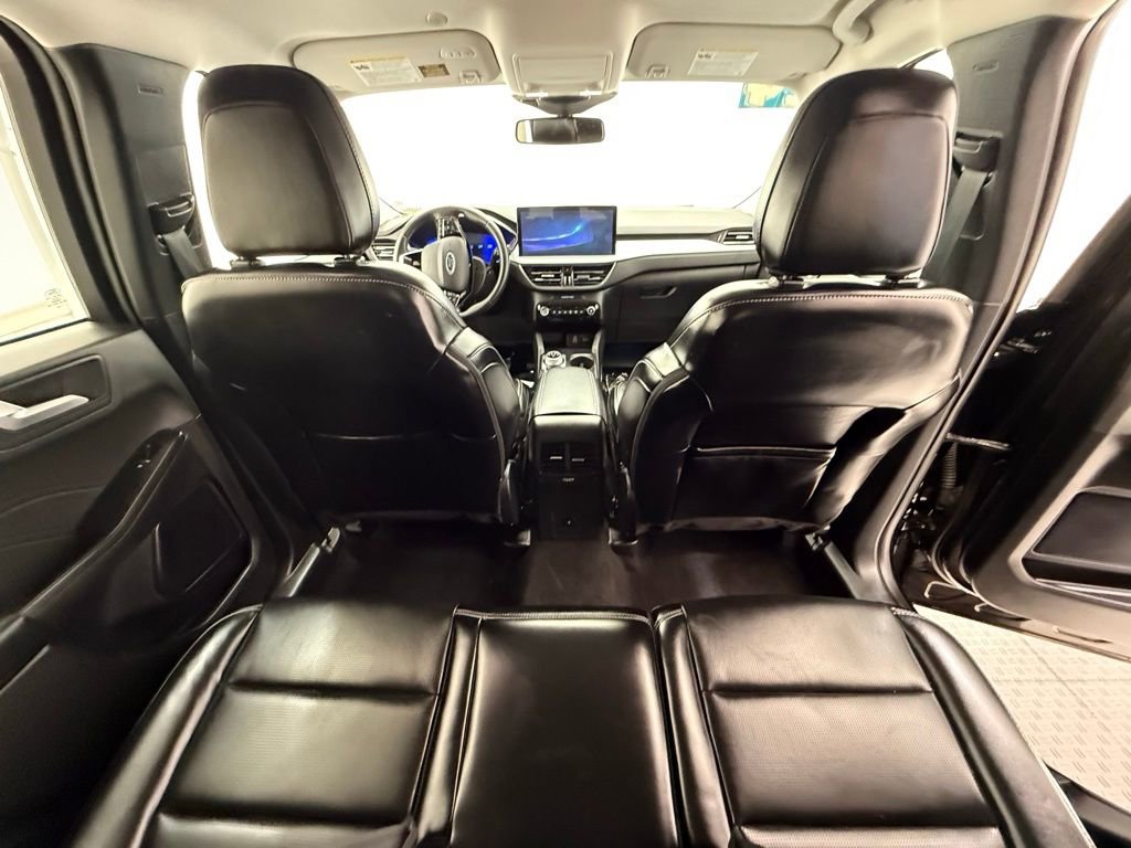 Certified 2024 Ford Escape Platinum image 19