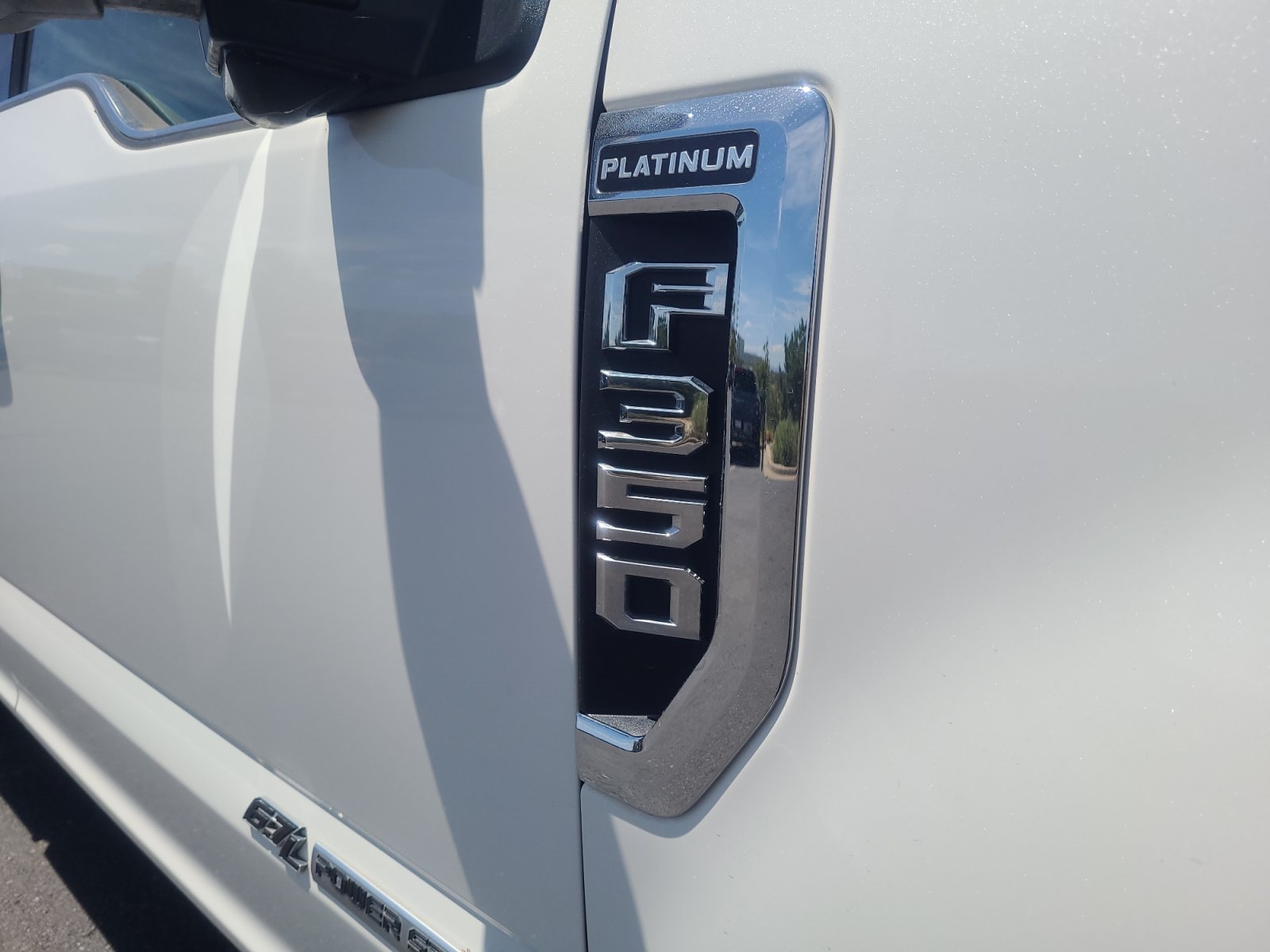 Certified 2022 Ford F350 Platinum w/ FX4 Off-Road Package AWD/4WD image 24