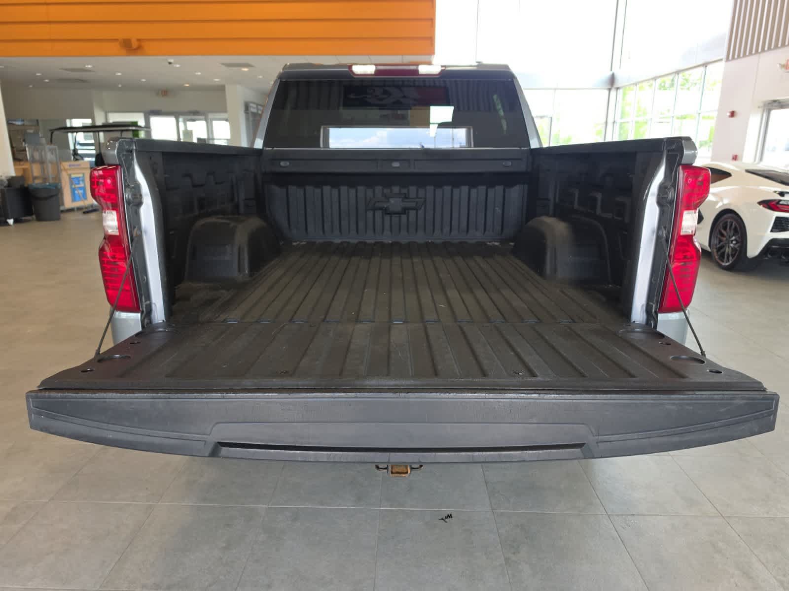 Used 2020 Chevrolet Silverado 1500 LT w/ All-Star Edition AWD/4WD image 25