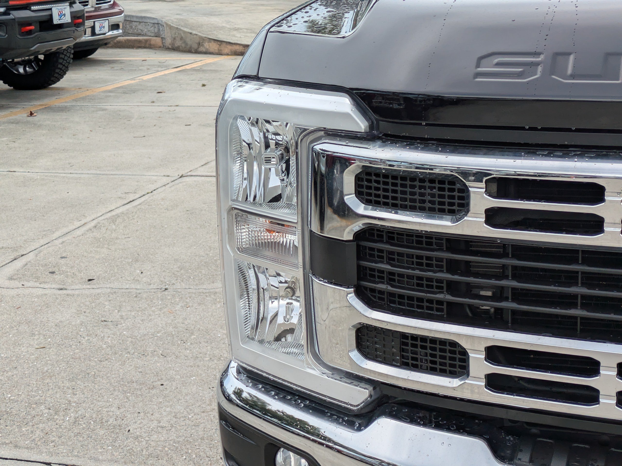 Certified 2025 Ford F250 XLT AWD/4WD image 9