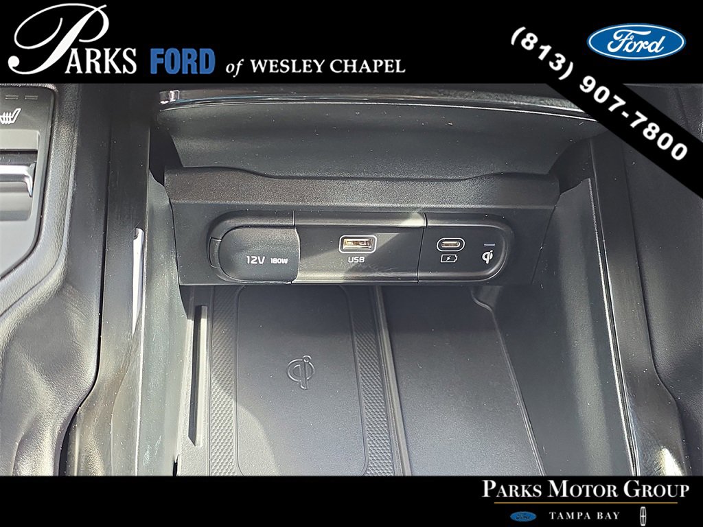 Used 2024 Kia Telluride S image 24