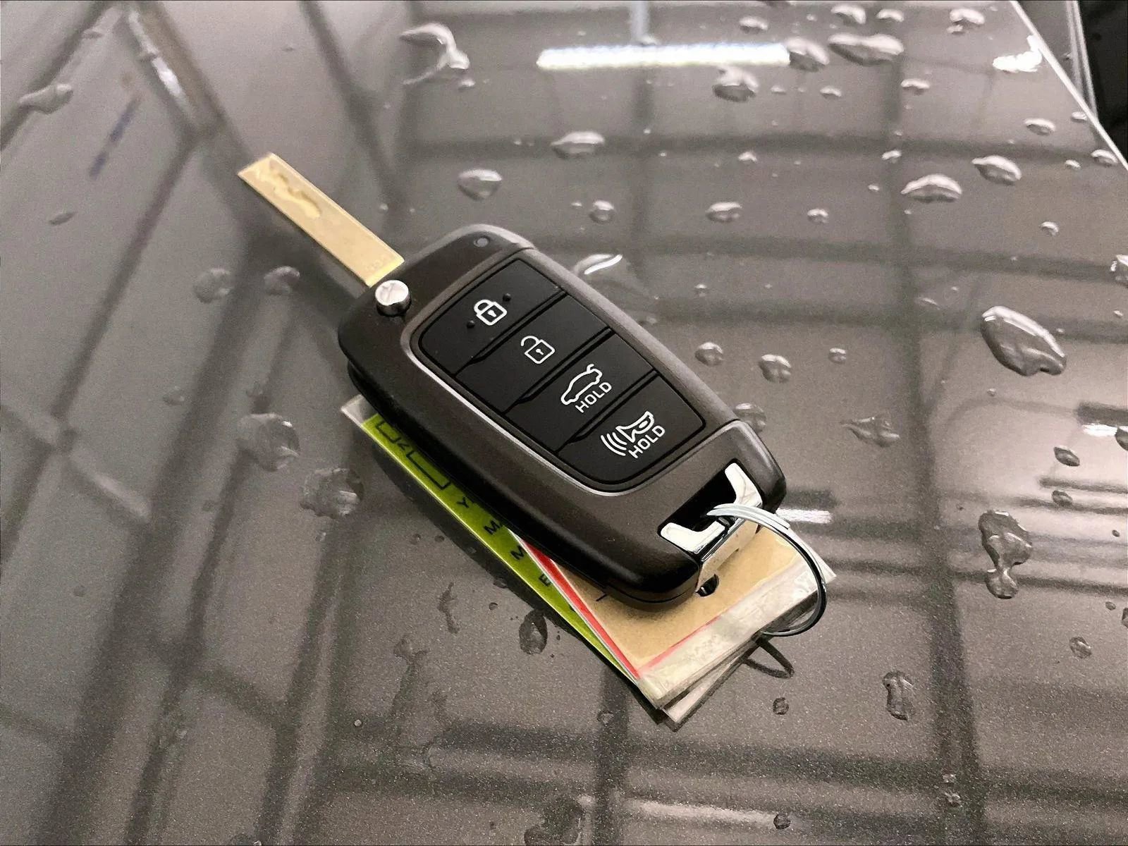 Used 2023 Hyundai Sonata SE FWD image 9