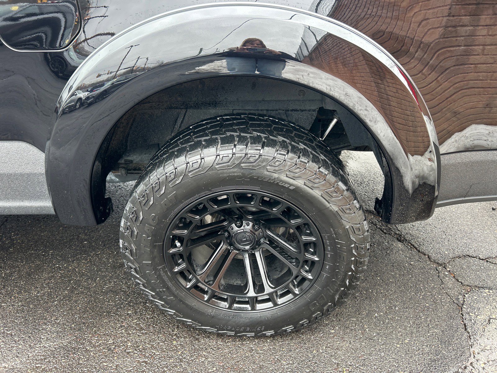 Certified 2021 Ford F150 Lariat w/ Equipment Group 502A High image 33