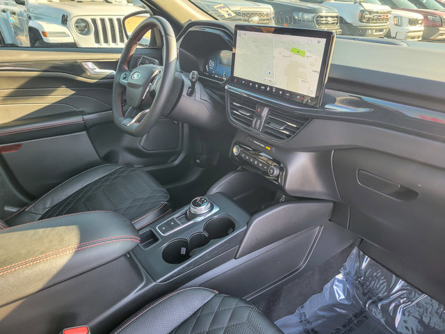 Certified 2024 Ford Escape ST-Line Elite w/ Premium Technology Package image 25