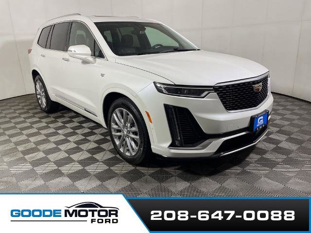 Used 2022 Cadillac XT6 Premium Luxury w/ Technology Package AWD/4WD image 2