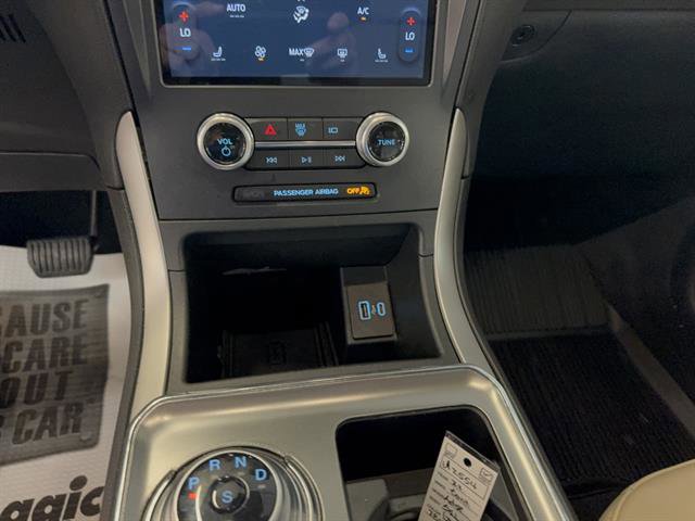 Certified 2022 Ford Edge SEL w/ Convenience Package AWD/4WD image 14