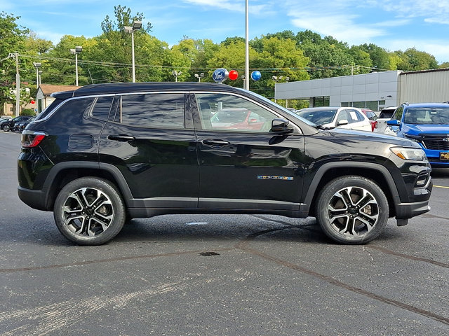 Used 2023 Jeep Compass Limited AWD/4WD image 7