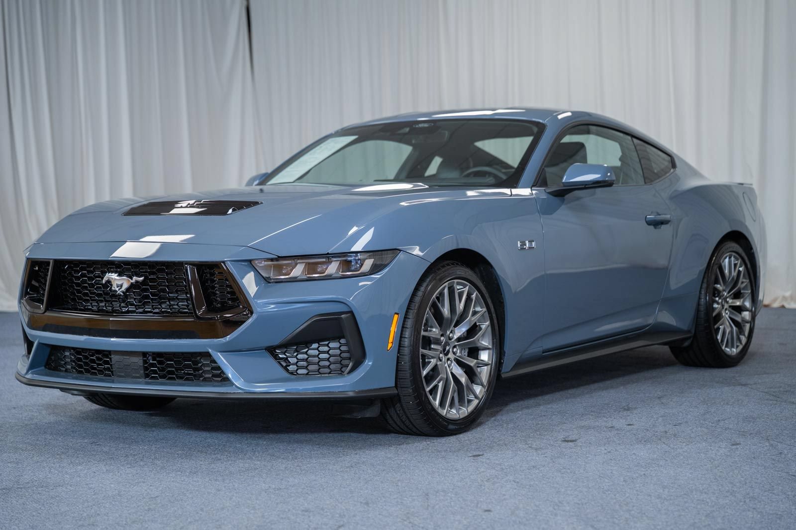 Certified 2024 Ford Mustang GT Premium RWD image 3
