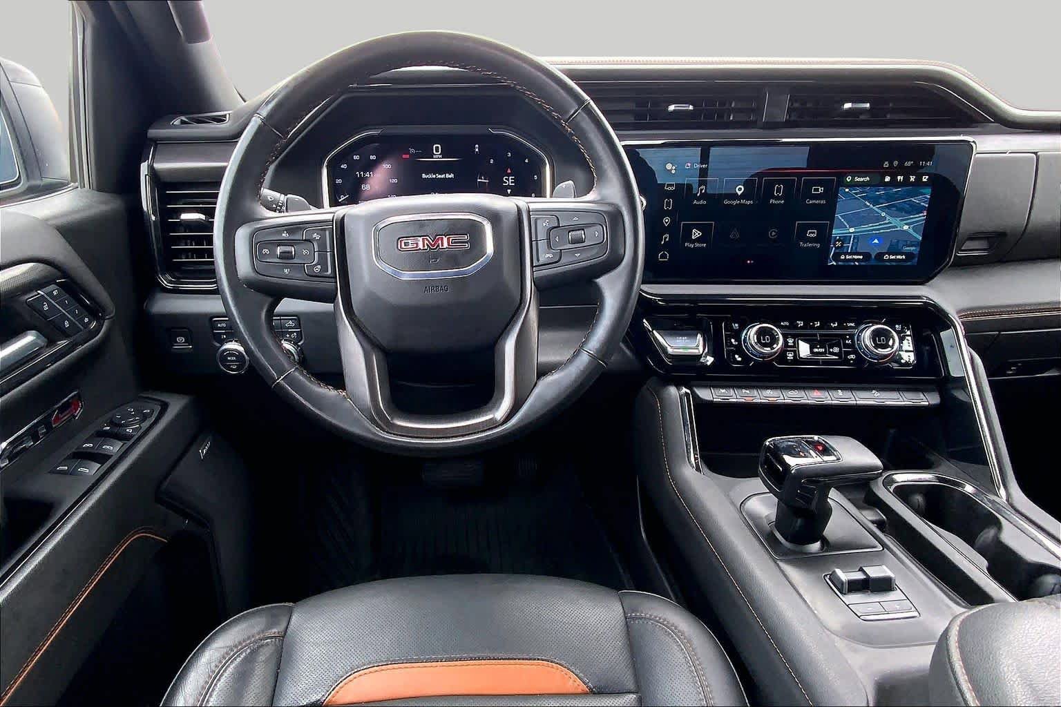Used 2024 GMC Sierra 1500 AT4 w/ Technology Package AWD/4WD image 6