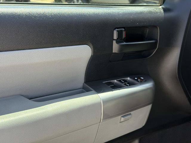 Used 2019 Toyota Sequoia SR5 AWD/4WD image 24