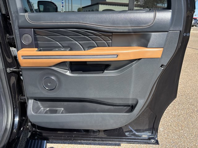 Certified 2024 Ford Expedition Max Platinum image 21