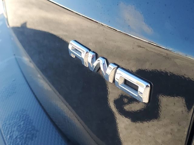 Certified 2022 Ford Escape Titanium w/ Class II Trailer Tow Package image 6