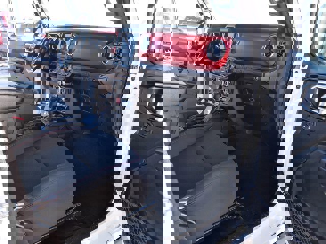 Used 2021 Jeep Wrangler Unlimited Rubicon w/ Cold Weather Group image 18