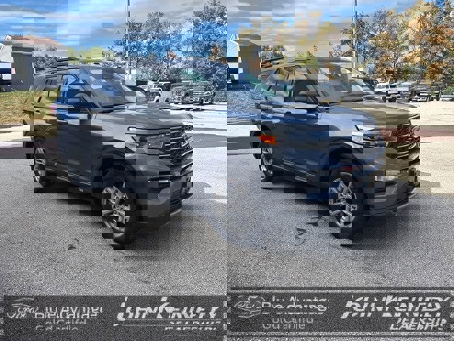 Certified 2022 Ford Explorer XLT w/ Equipment Group 202A image 15