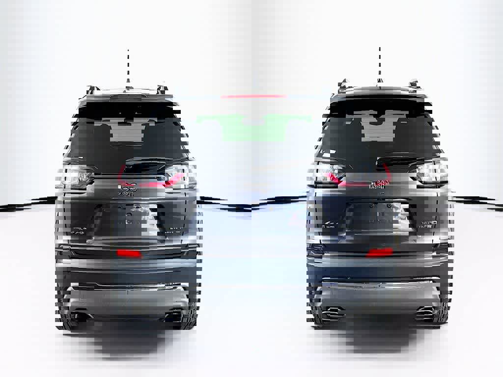 Used 2022 Jeep Cherokee Limited image 4