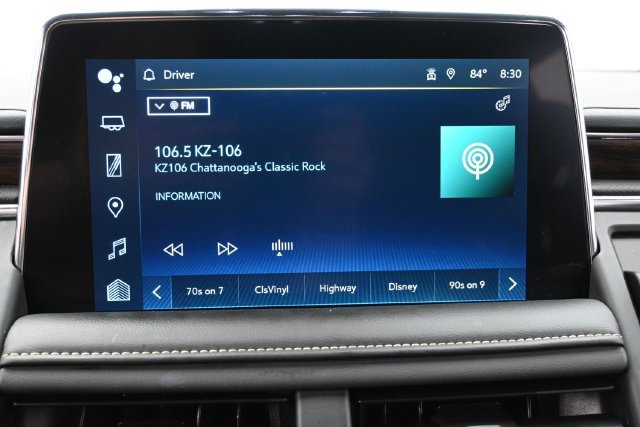 Used 2024 Chevrolet Suburban Premier AWD/4WD image 19