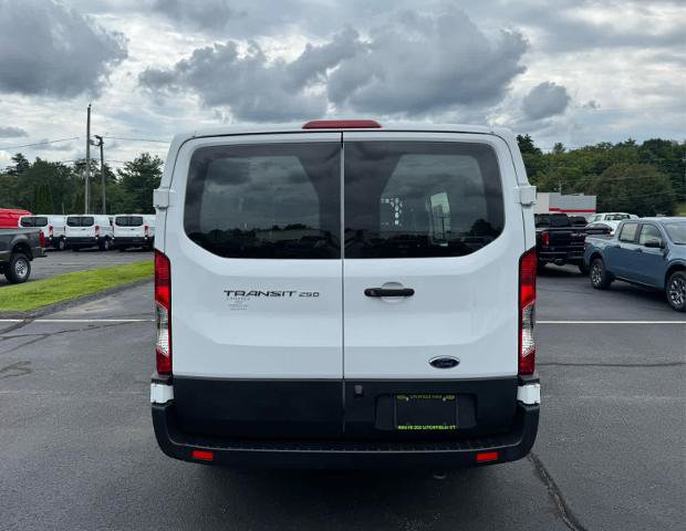 Certified 2025 Ford Transit 250 Low Roof w/ Exterior Upgrade Package RWD image 4